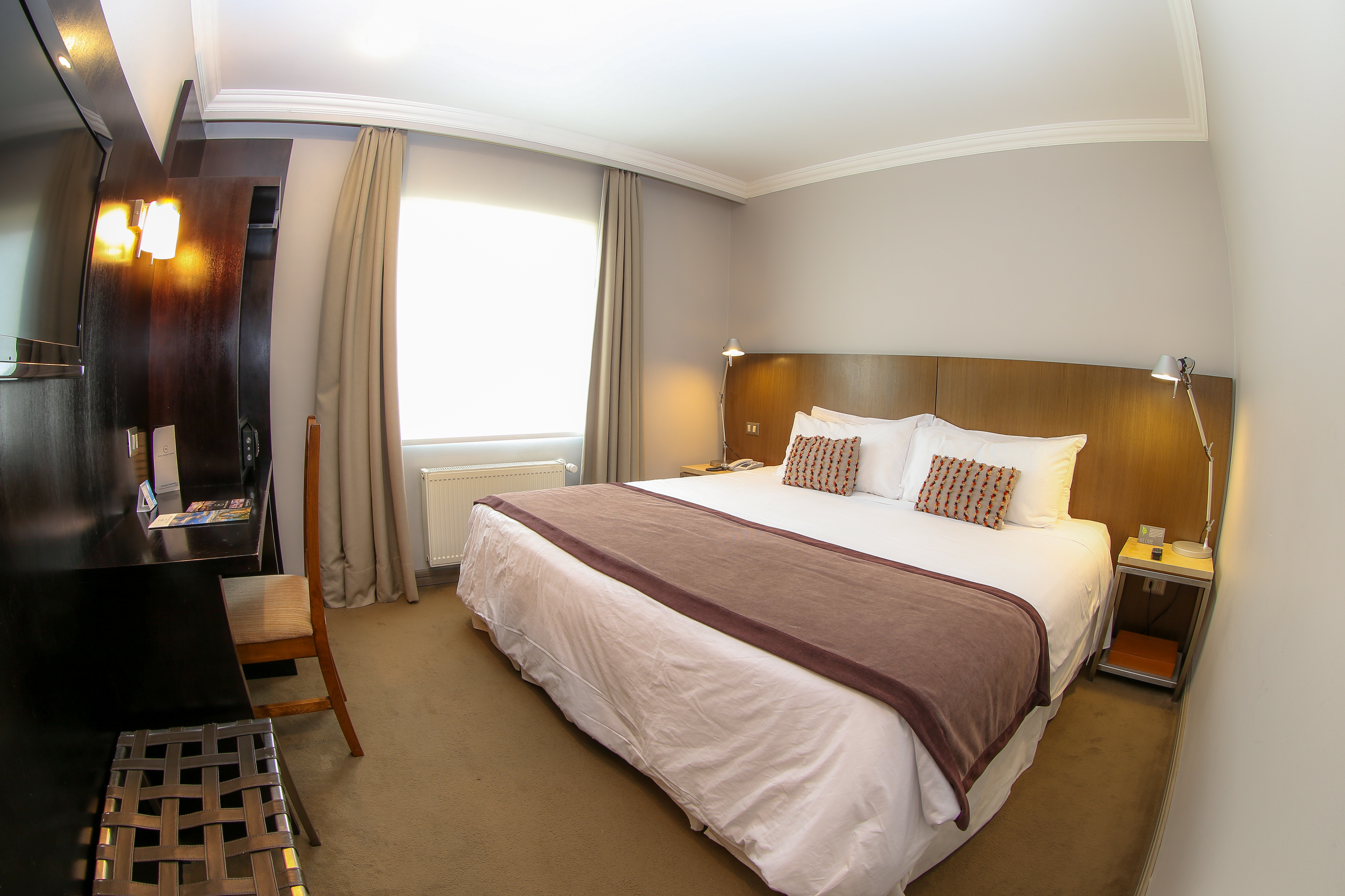 Hotel Martin Gusinde junio 2025